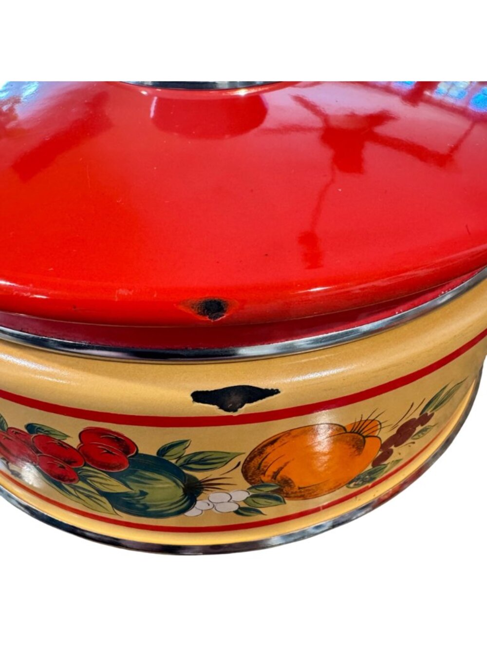 Fancipan Enamel Saucepan Lid Red Vegetable Design Metal Handle Kitchen Decor Vtg - Picture 13 of 16